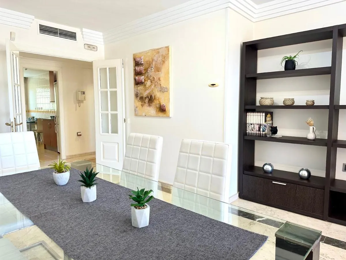 Apartment Moderno Apartamento Con Preciosas Vistas Al Mar En Urbanizacion Con Piscina - Rio Real 11 2G Marbella
