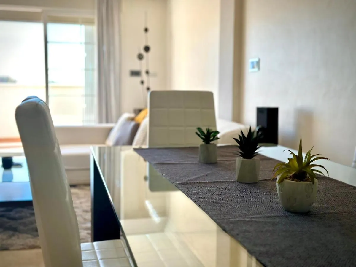 Moderno Apartamento Con Preciosas Vistas Al Mar En Urbanizacion Con Piscina - Rio Real 11 2G Marbella Spain